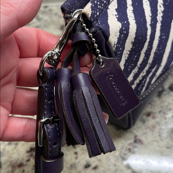 Coach Legacy Zebra Wristlet Clutch in Purple NWT - Picture 9 of 13